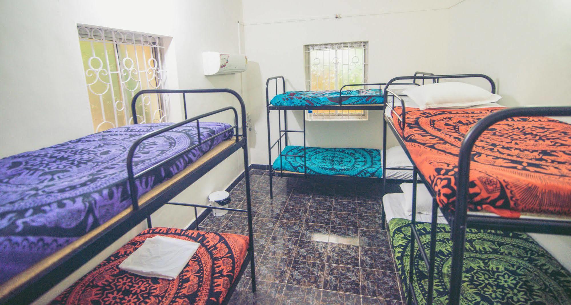 Anjuna By Roadhouse Hostels Goa ภายนอก รูปภาพ