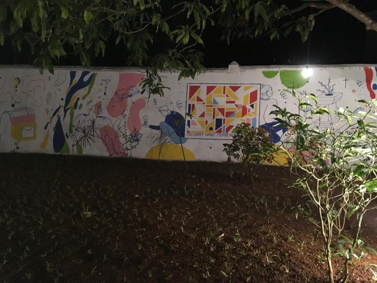 Anjuna By Roadhouse Hostels Goa ภายนอก รูปภาพ